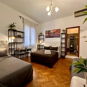 https://bb-casamia.hotelinveneto.com
